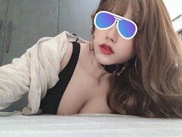 Чрезвычайно привлекательный клип Dinh Thi Huyen