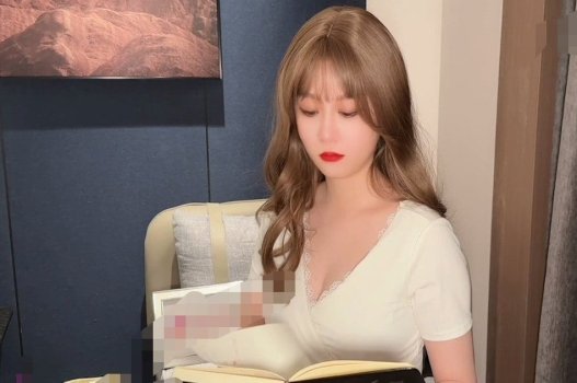 Мое племянник трахала его каждую ночь, когда он оставался у своего дядю, чтобы просмотреть университетский экзамен